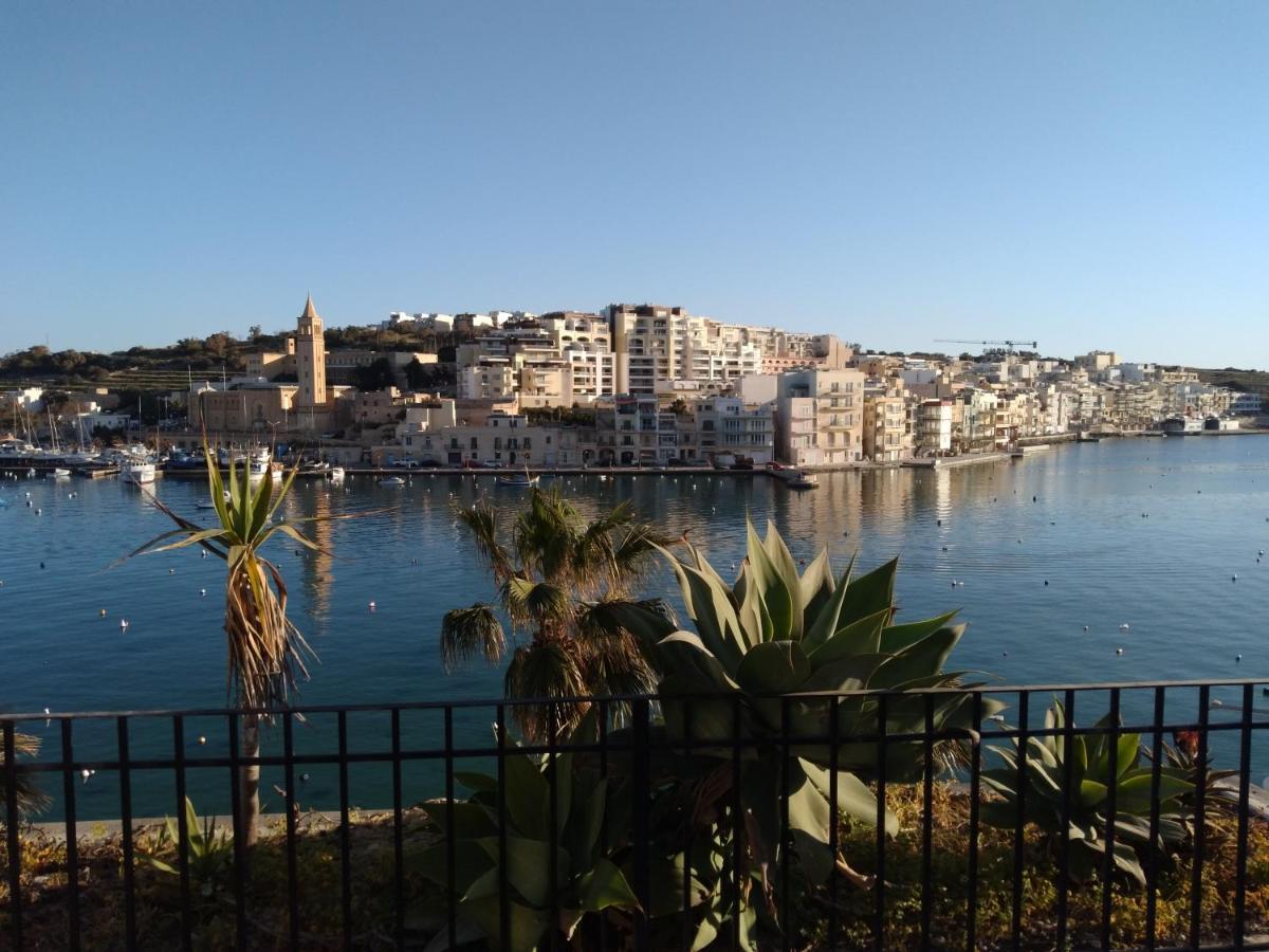 Seafront Akwador Hotel Marsaskala Exterior photo