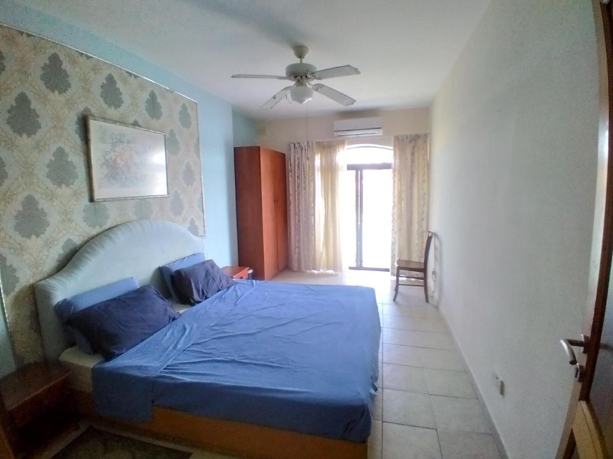 Seafront Akwador Hotel Marsaskala Exterior photo